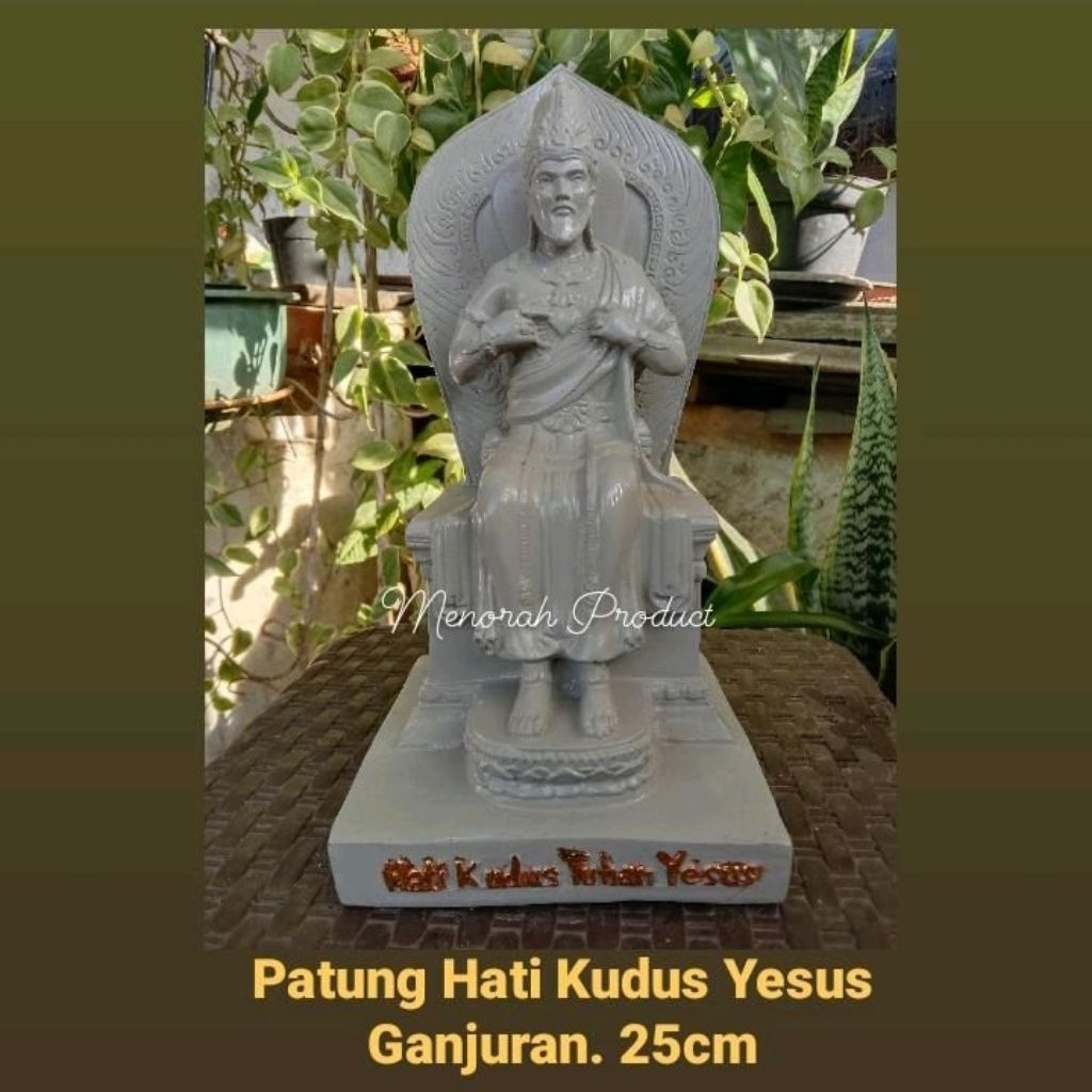 Patung Yesus Hati Kudus Ganjuran. 20cm