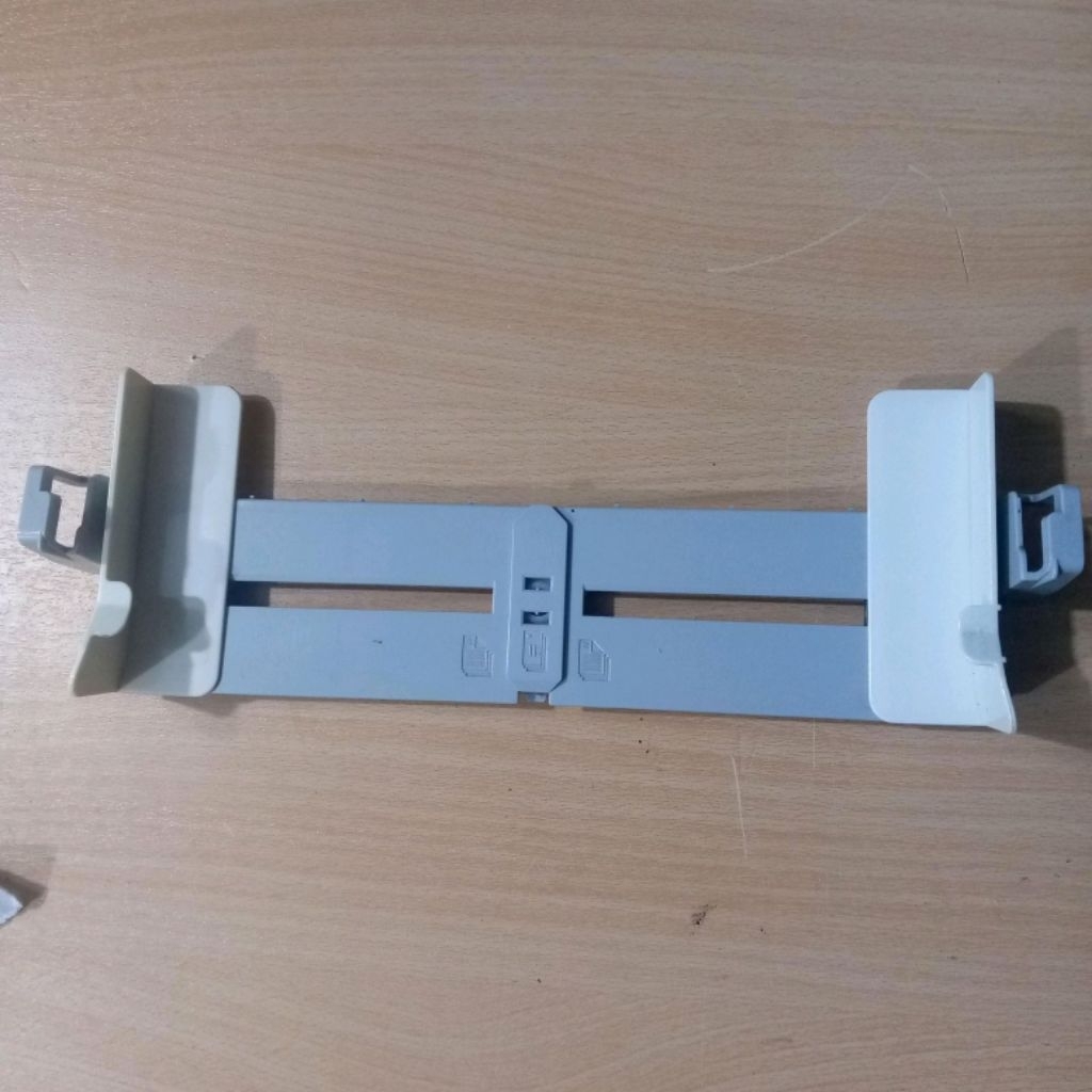 Paper tray bawah pengatur kertas Printer HP Laserjet P1102 P1005