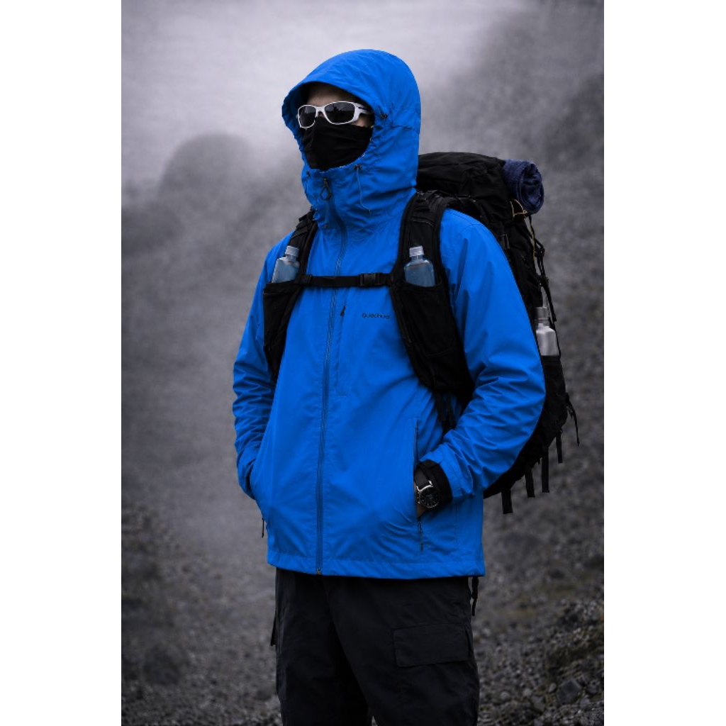 DECALTHON QUECHUA JACKET OUTDOOR WATERPROOF