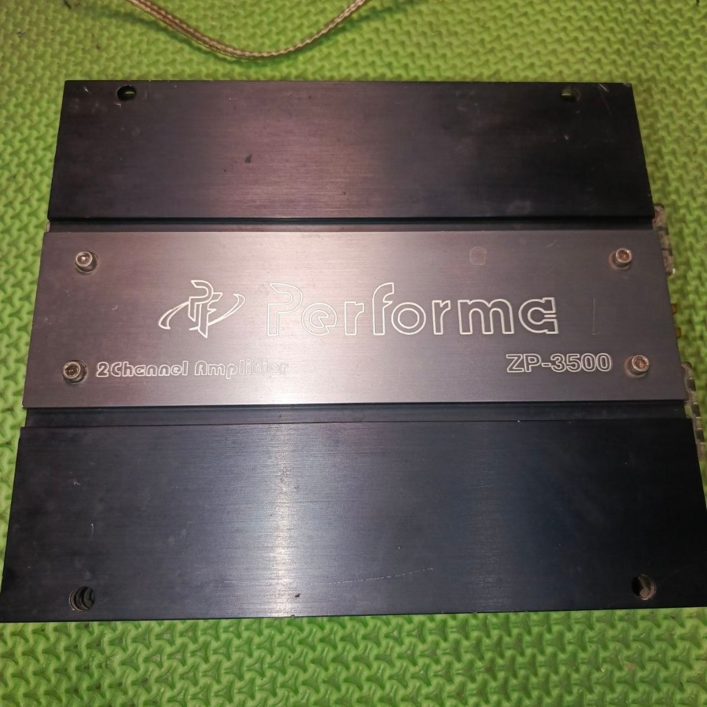 Power 2 Channel Performa ZP-3500 Amplifier Subwoofer Speaker | Kondisi Bekas Normal.