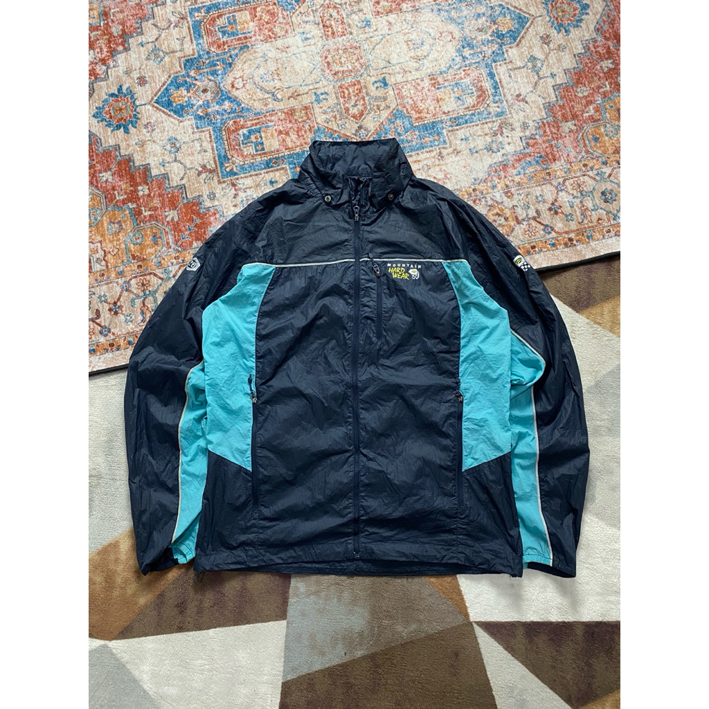 LIGHWEGHT JAKET MOUNTAIN HARDWEAR 20YEARS