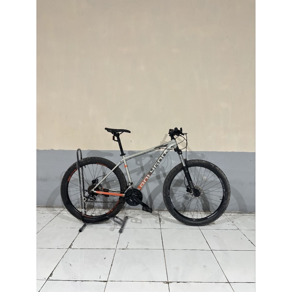 POLYGON PREMIER 4 TAHUN 2020