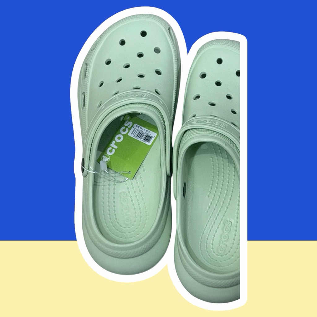 Crocs Preloved