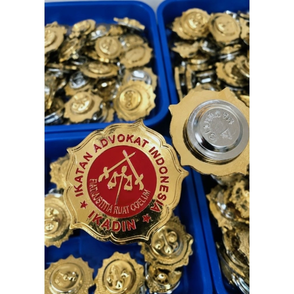PIN IKADIN /ikatan advokat Indonesia / MAGNET