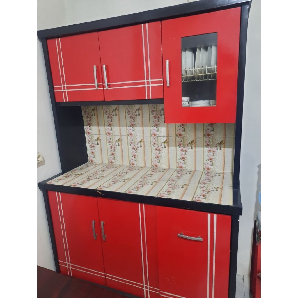 Lemari Dapur Kayu 3 Pintu Keramik Motif Bunga Rak piring Second