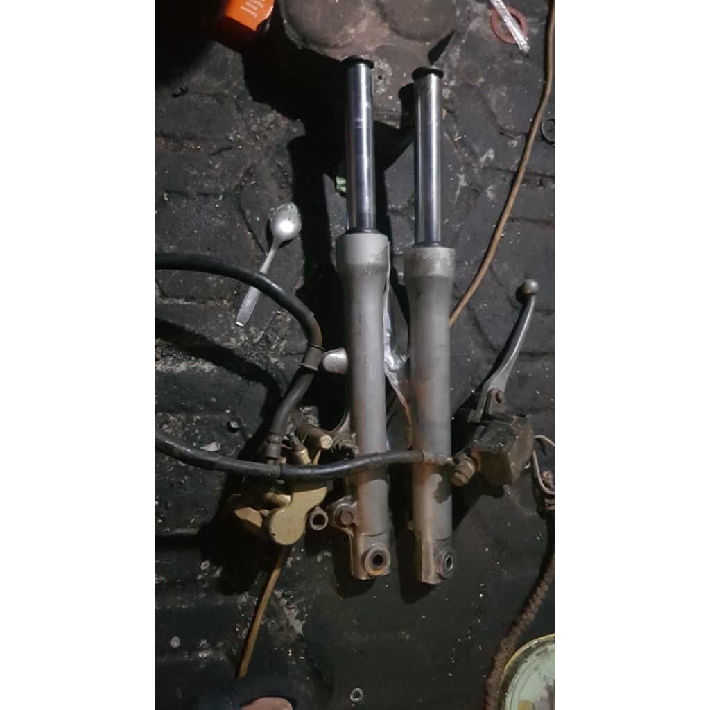 shock set rem depan tornado gs satria 2tak