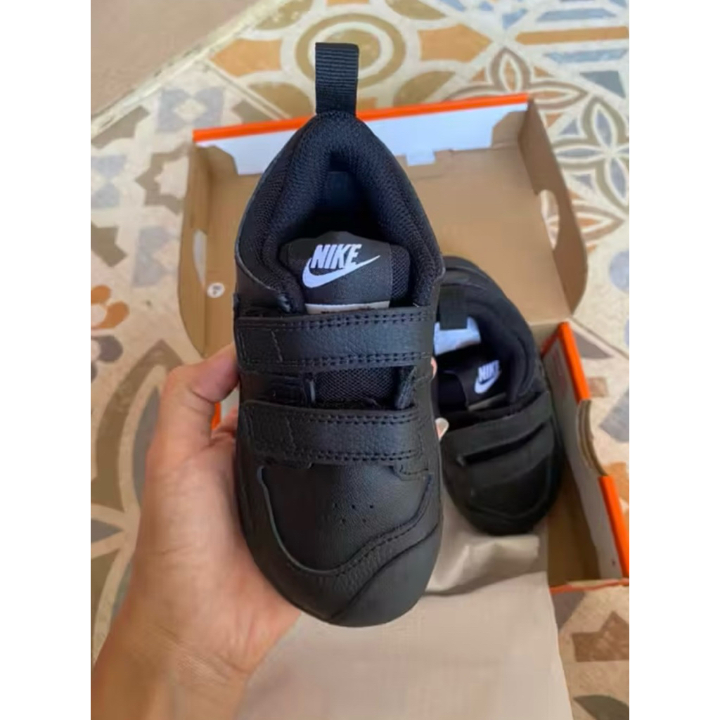 Nike pico 5 kids preloved