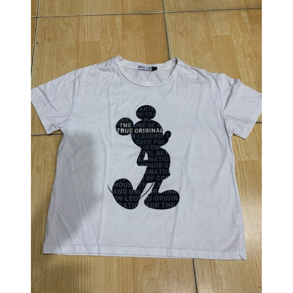 PRELOVED atasan kaos NEVADA x DISNEY ORI
