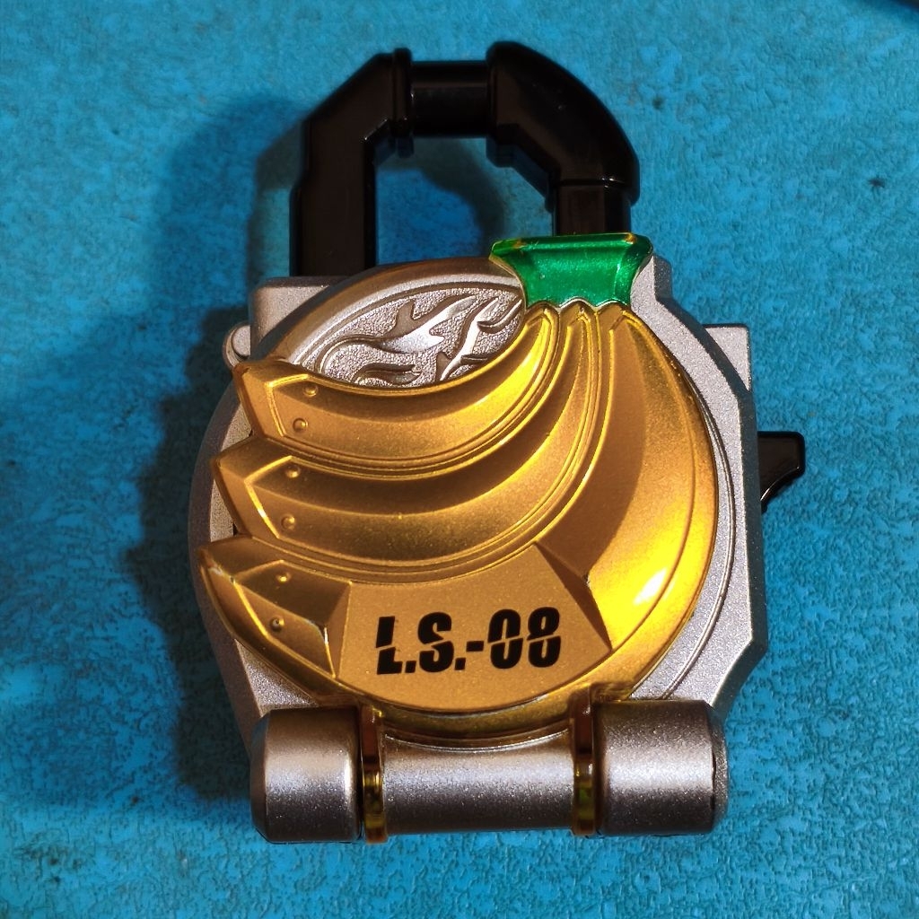 DX Banana Lockseed loose — Kamen Rider Gaim