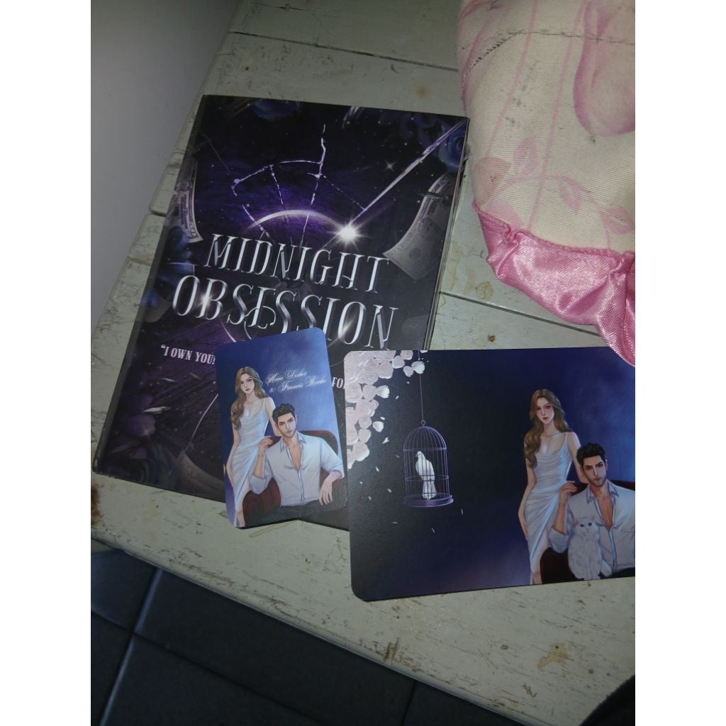 novel MIDNIGHT OBSESSION HC