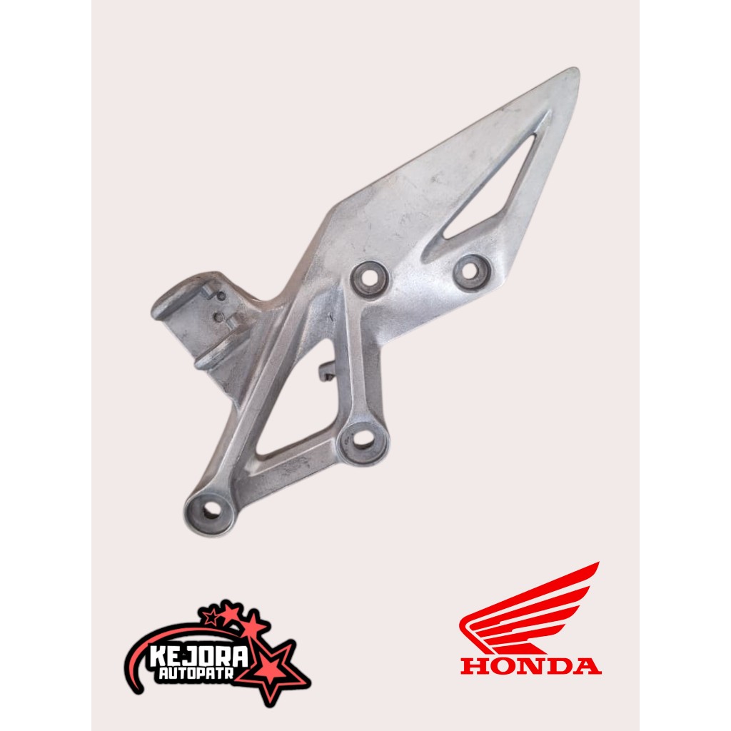 FOOT STEP DEPAN CBR 150 R CBR150R LED ORIGINAL HONDA K45G