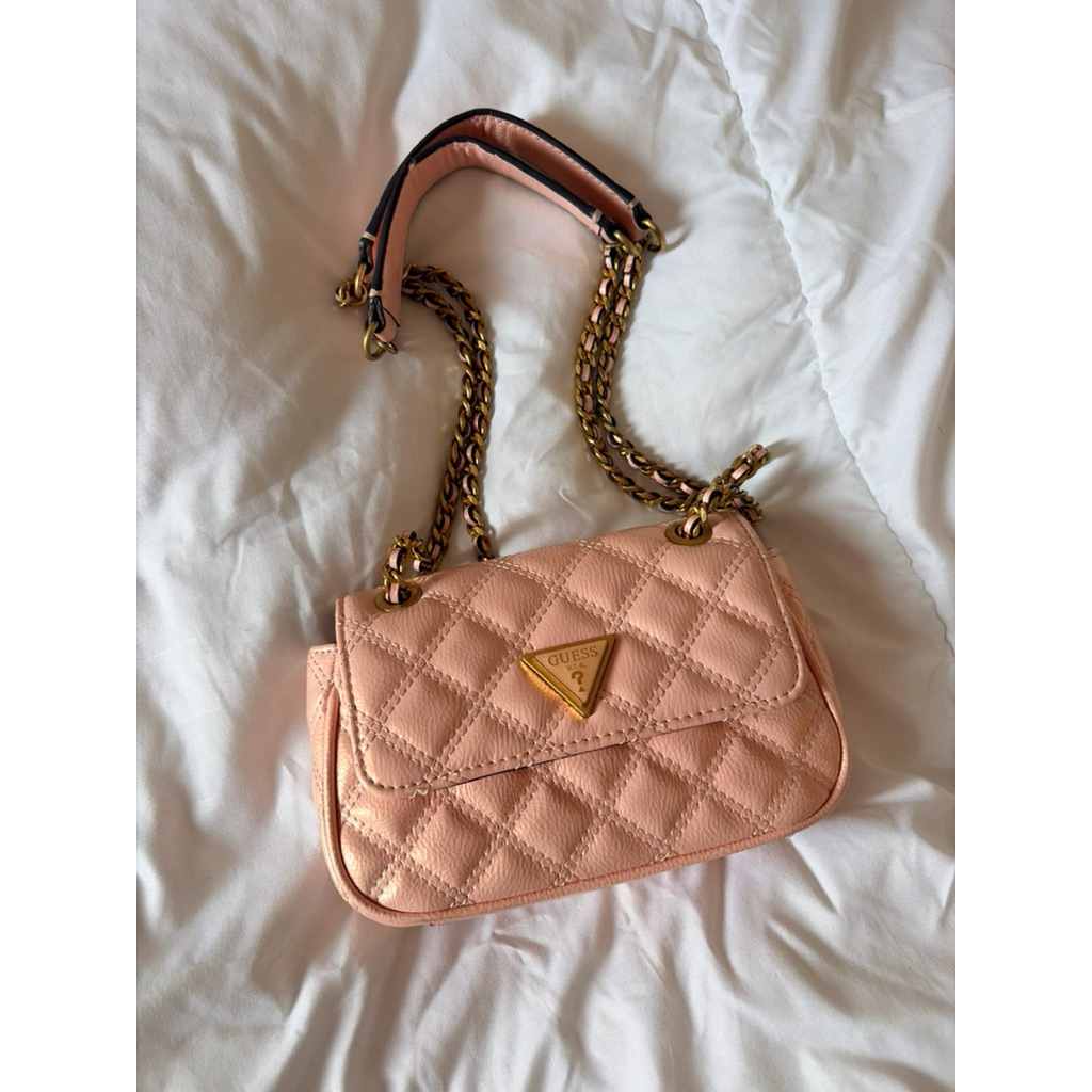guess quilted pink bag