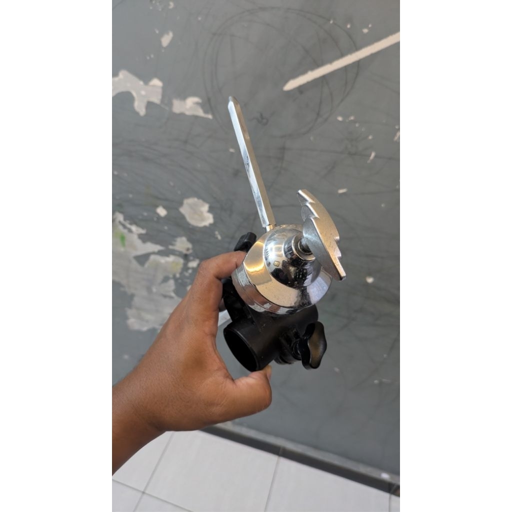 Holder clamp drum elektrik besar