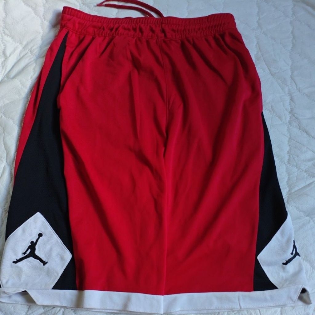 celana basket nike jordan