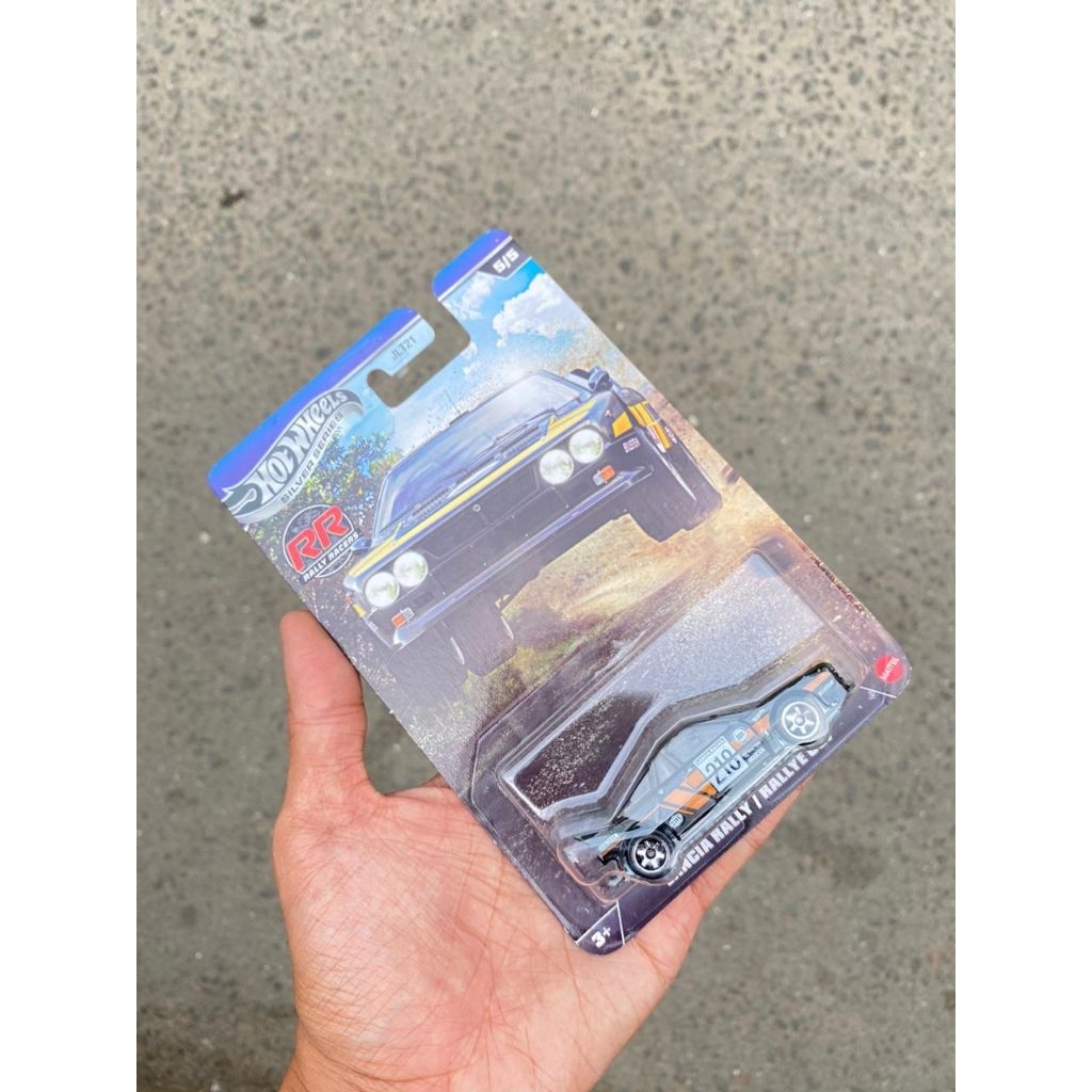 Hot Wheels Rally Racers Lancia Rally (Base Besi)