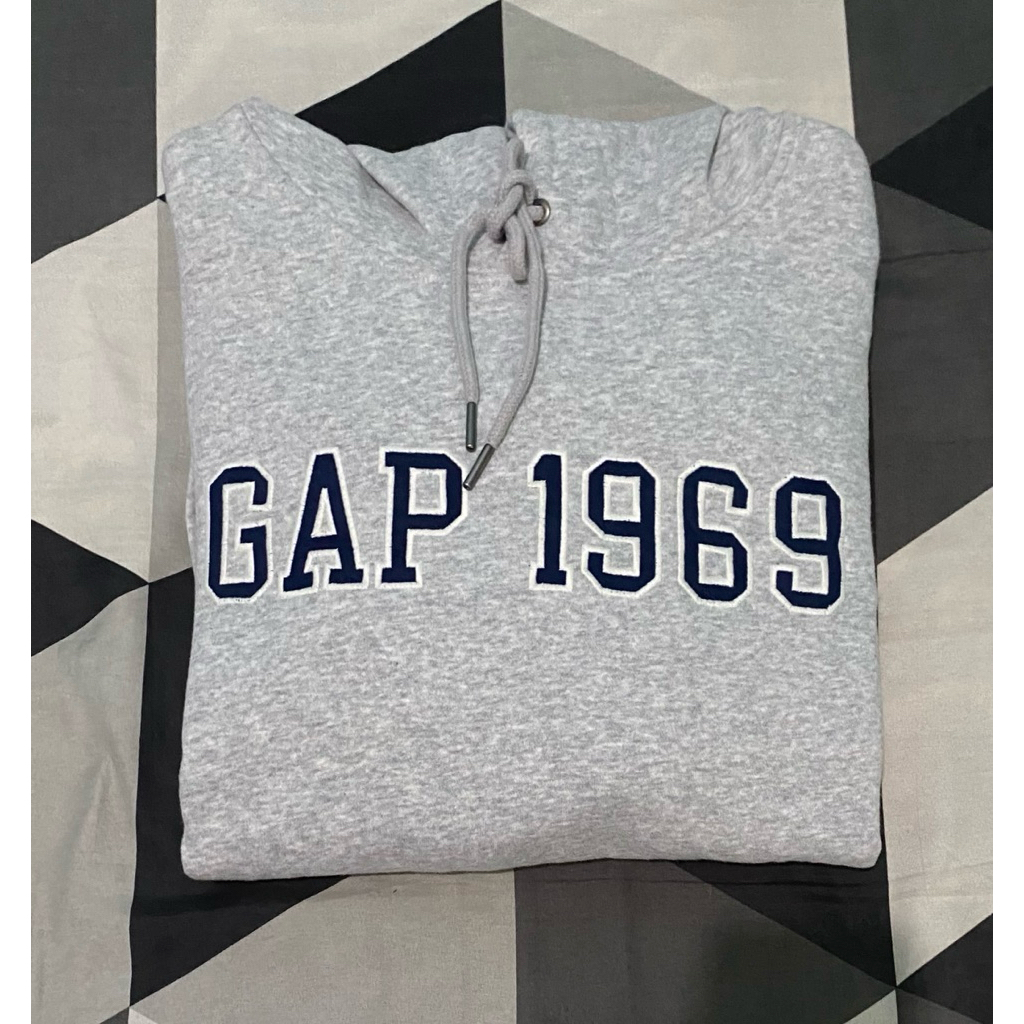 Gap basic pullover hoodie light grey