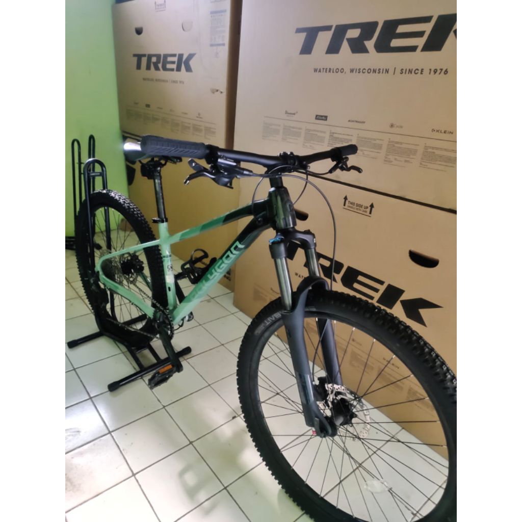 Polygon xtrada 6 size s 27.5