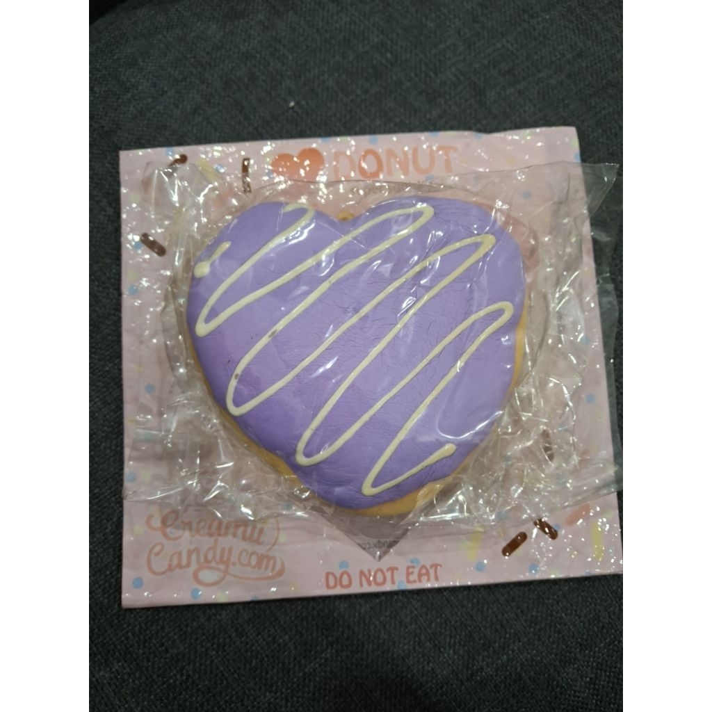 SQUISHY YB HEART DONUT PURPLE