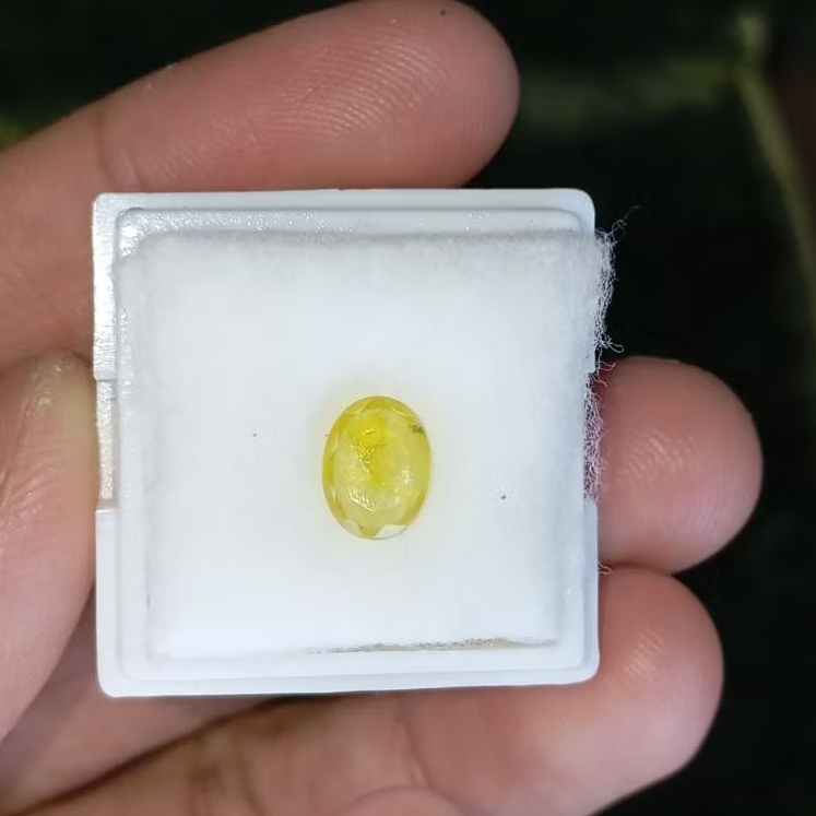 Batu permata natural yellow sapphire ceylon