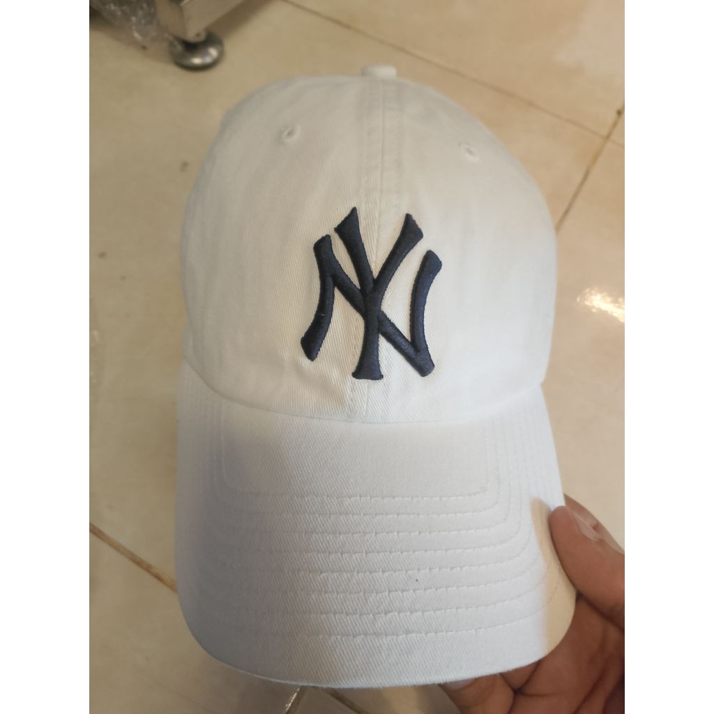 47 caps MLB original