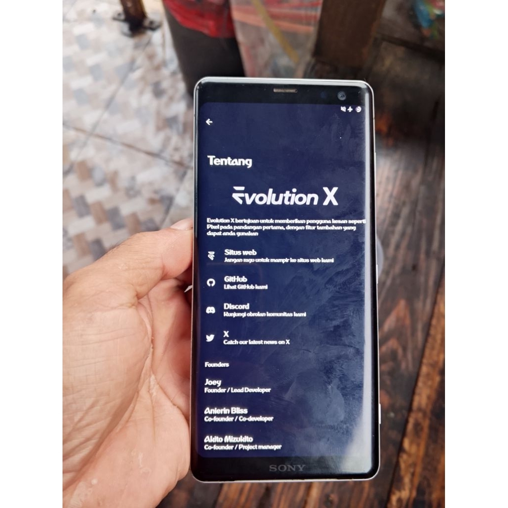 Sony xz3           DoCoMo