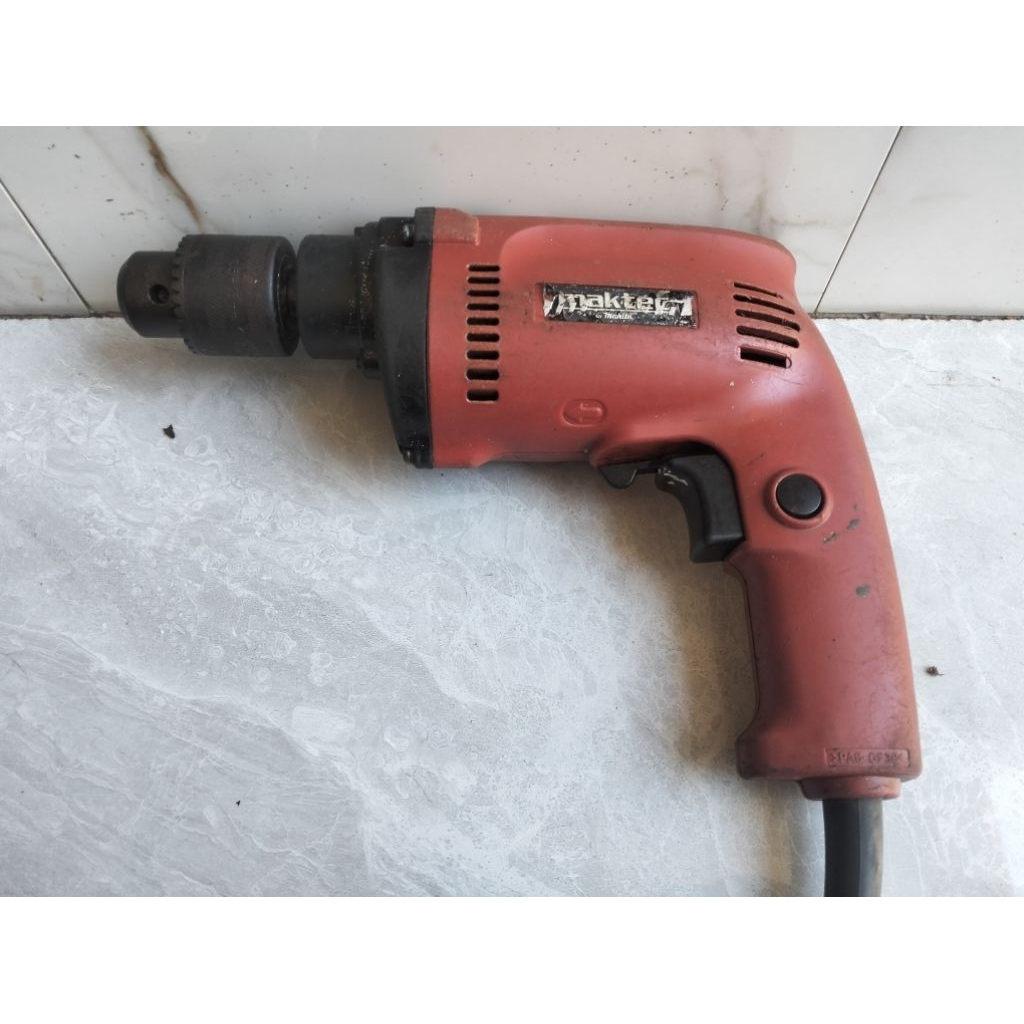 bor bekas 13 mm maktec kondisi masih normal semua