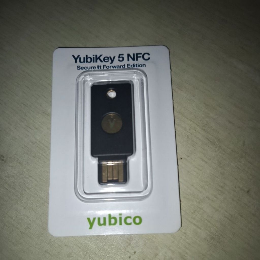 YubiKey 5 NFC