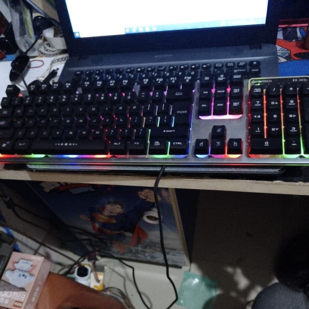 keyboard gaming second tidak ada kotak masih mulus
