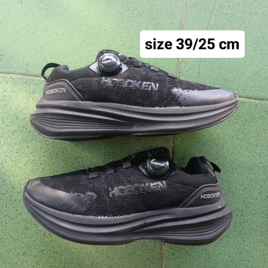 Sepatu Running HOBOKEN (Second)