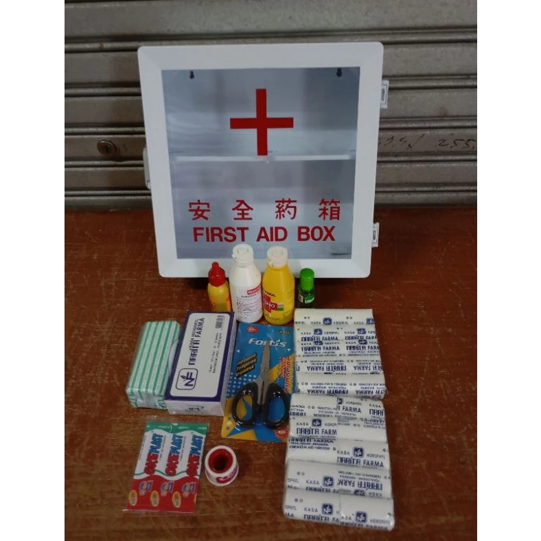 Paket Kotak P3K Dinding UKS + Isi 11 Item Set Lengkap Box BMA18