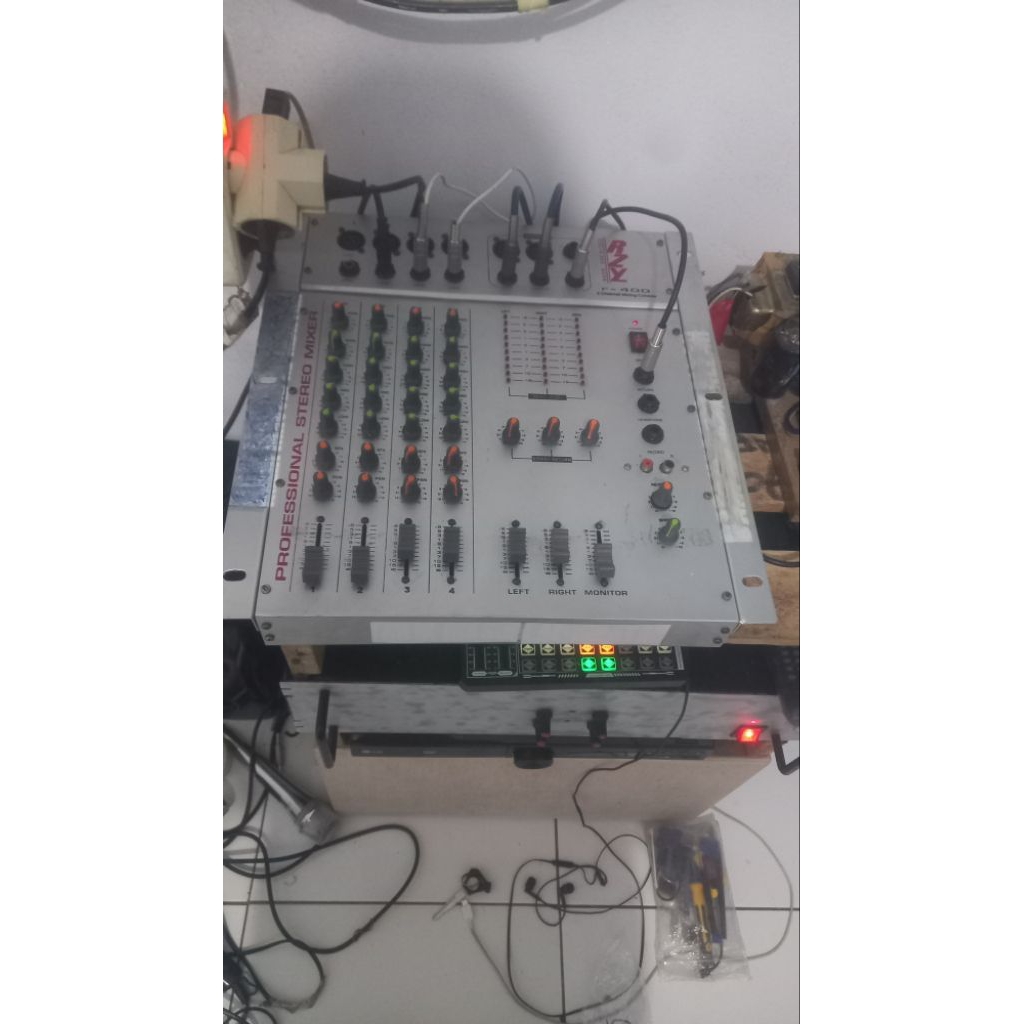 mixer audio second nyala 4 chanel mic
