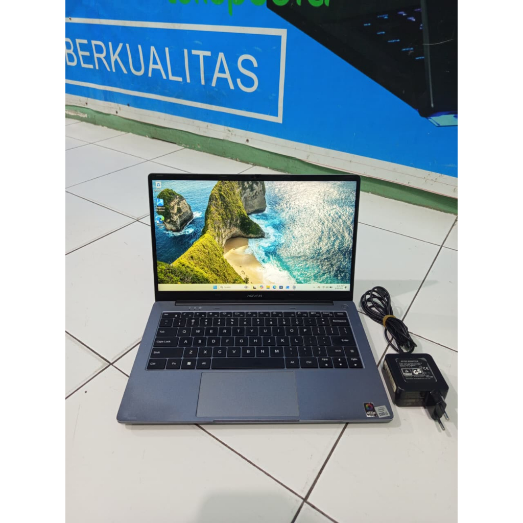 LAPTOP ADVAN WORKPRO LITE 1701intel core i5 gen 10  | 8GB RAM | 256GB SSD | Second Bergaransi Berkua