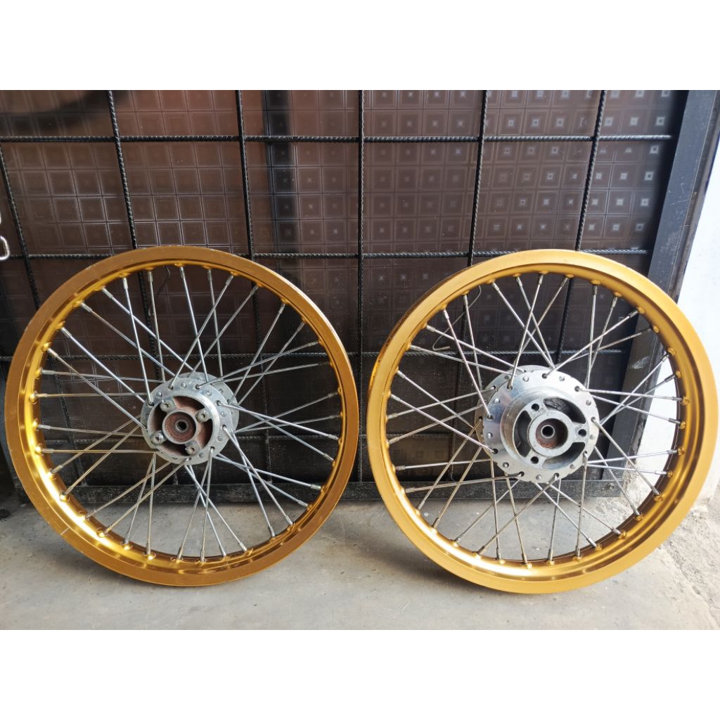 velg Rossi set satria fu