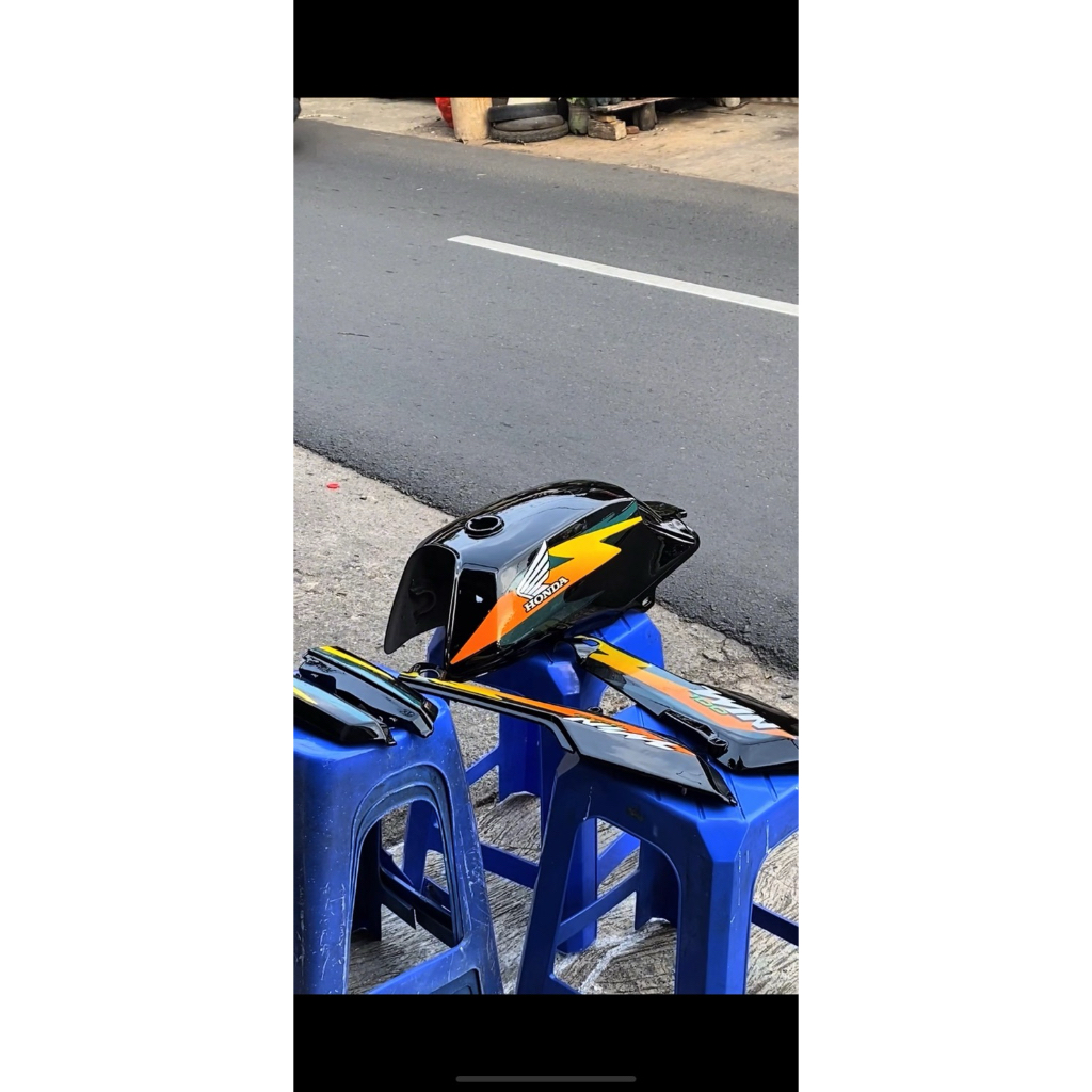 TANKI FIBER FREMIUM HONDA WIN 100+INDIKATOR BENSIN+CAT