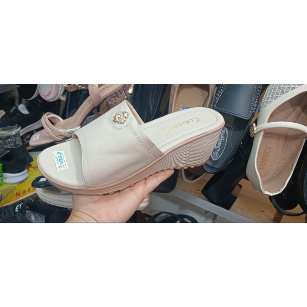 Sandal Wedges cabaret Size 38