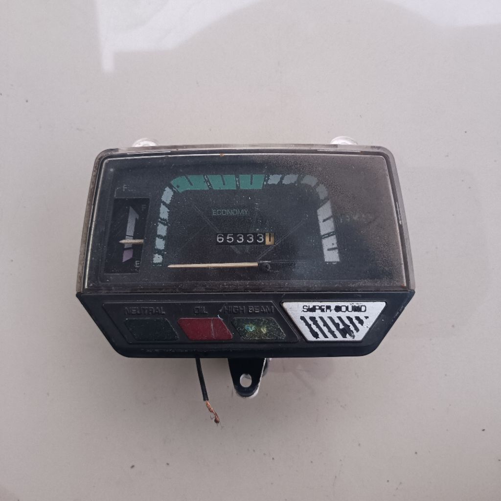 speedometer spedometer kilometer yamaha V80 V 80 excellent original