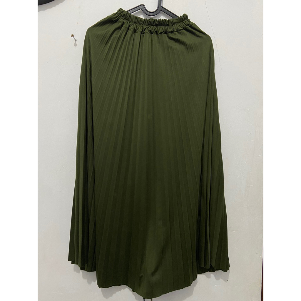 PRELOVED - ROK PLISKET ARMY