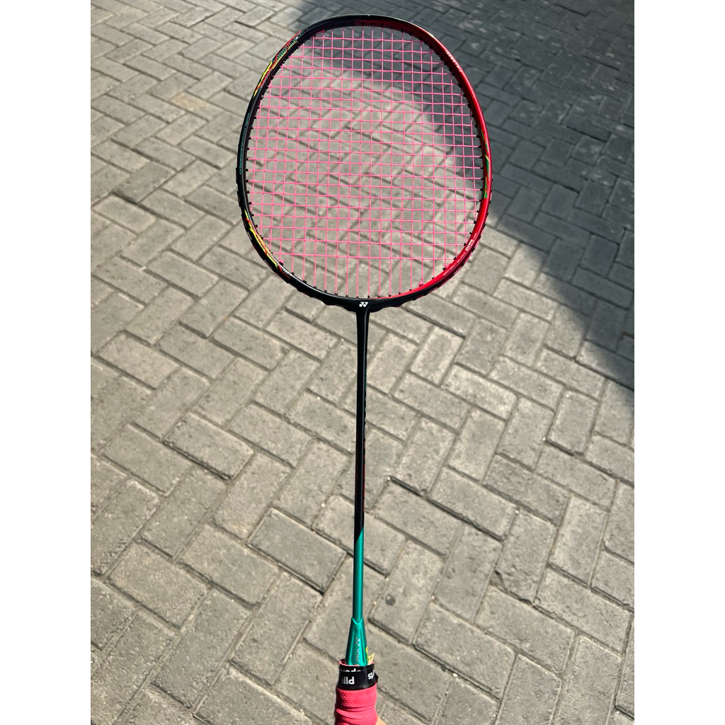 raket badminton / bulu tangkis yonex astrox 88D OC 3U