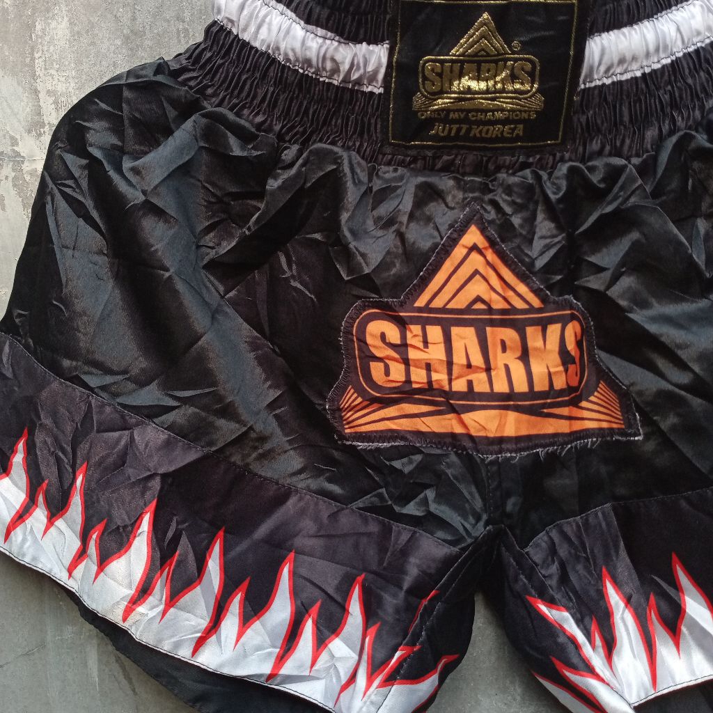Celana Muaythai SHARKS original preloved size M