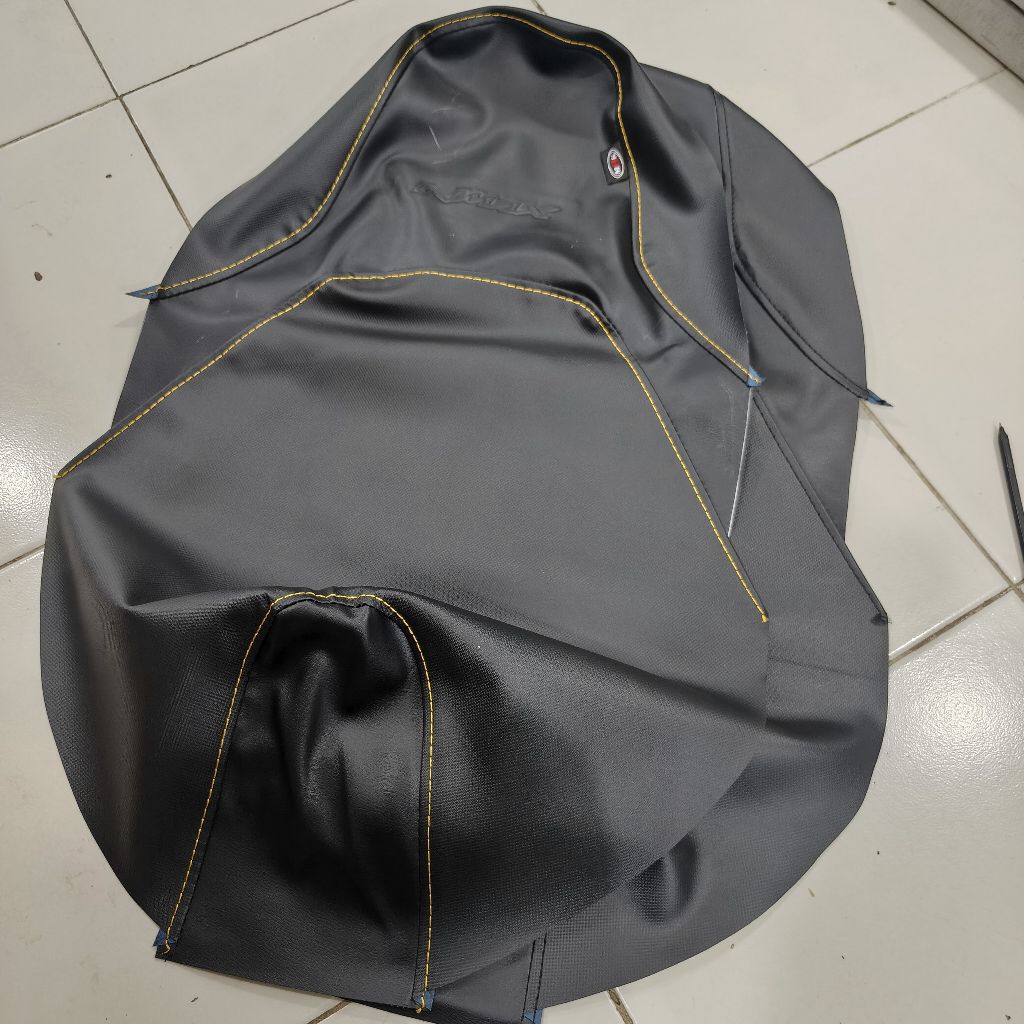 KULIT JOK STANDART YAMAHA NMAX kulit jok nmax new old cover jok Nmax jahit MHK