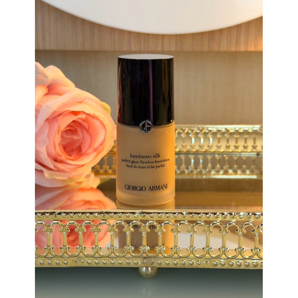 giorgio armani luminous silk foundation