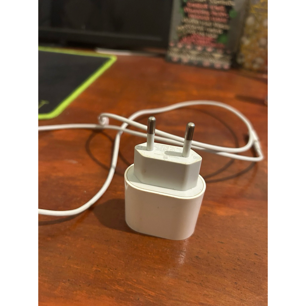 charger iphone ori