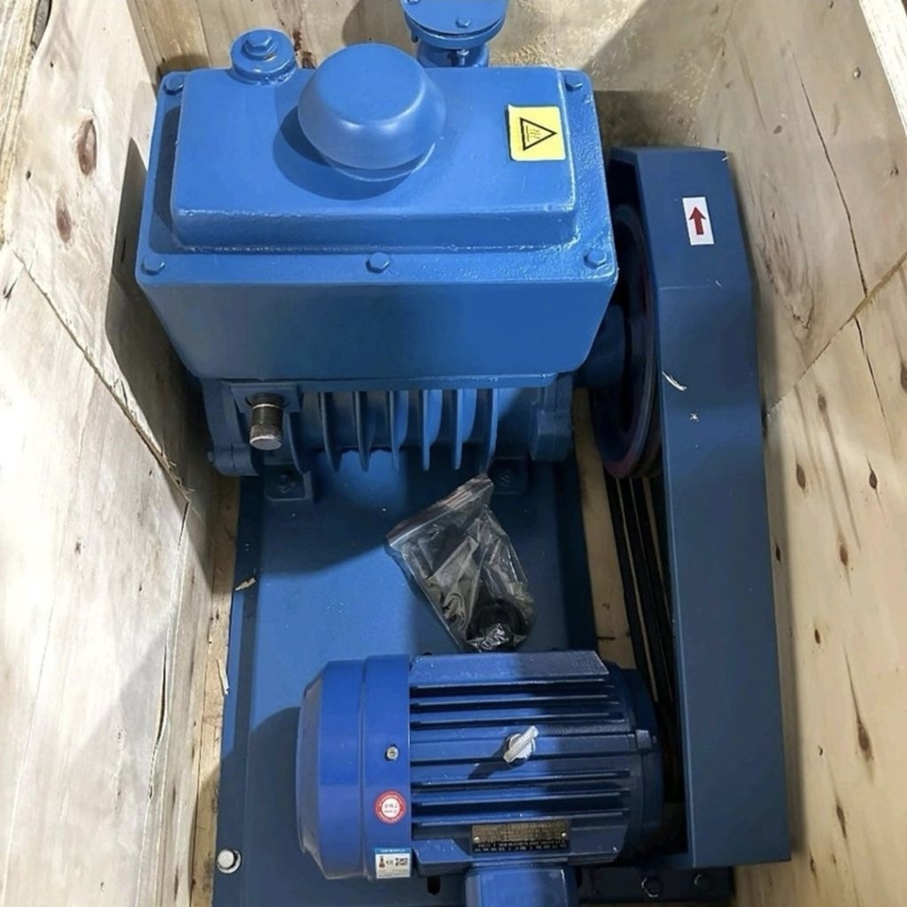 Rotary Vane Vacuum Pump Rotor 2X-15 2,2KW 380V Pompa Vakum Rotary Vane Baling-Baling Putar