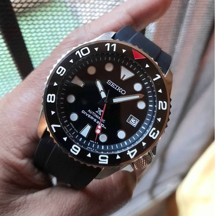 seiko skx sumo style nh35 movement automatic 42mm case
