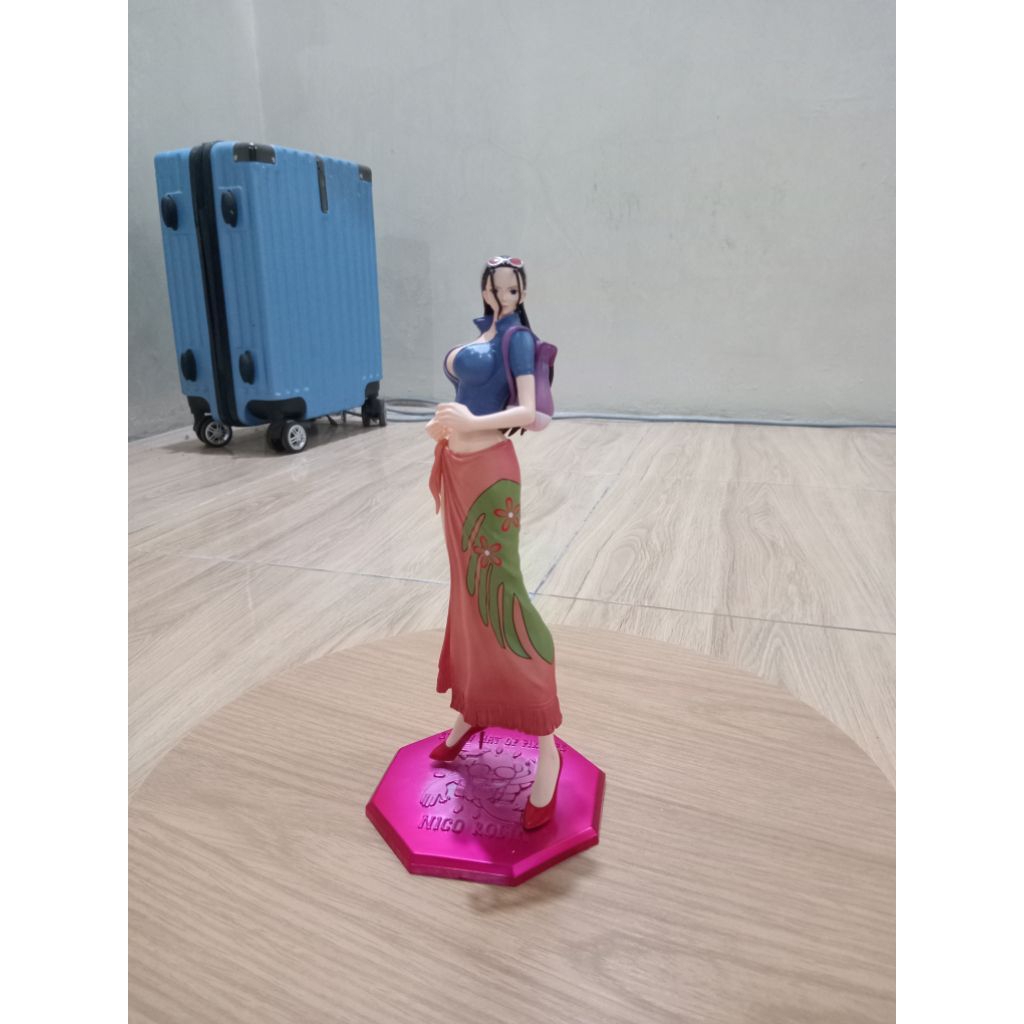 Action Figure Nico Robin Onepiece