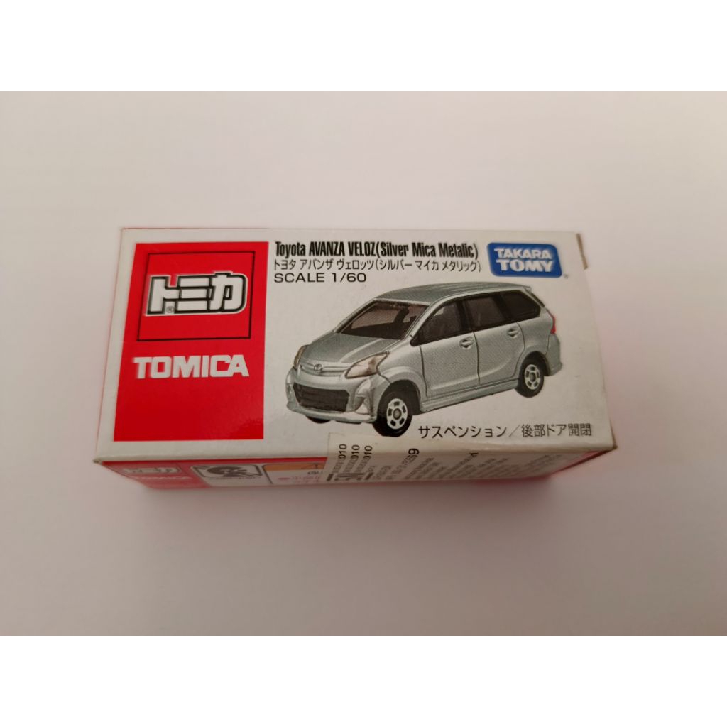 TOMICA TOYOTA AVANZA VELOZ SILVER