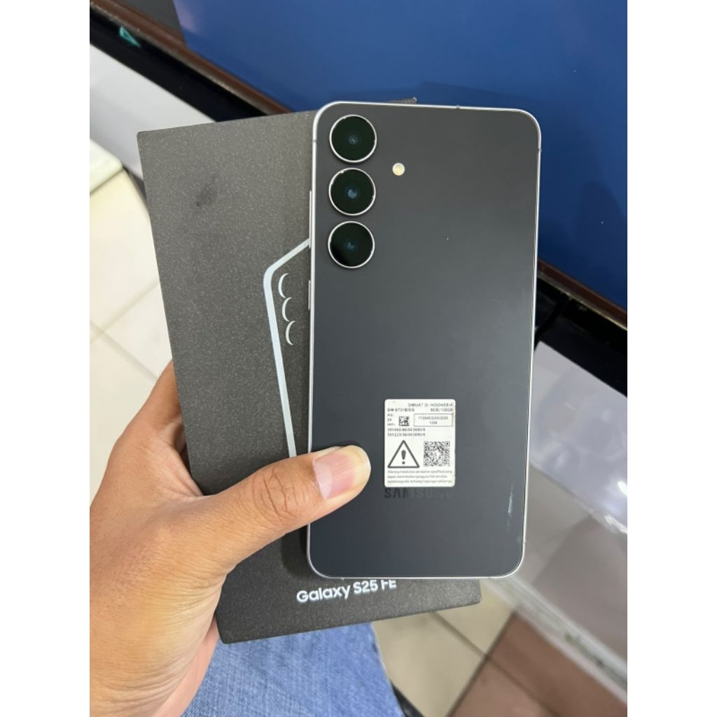 Samsung S25Fe 8/128 GB Second Fullset Original