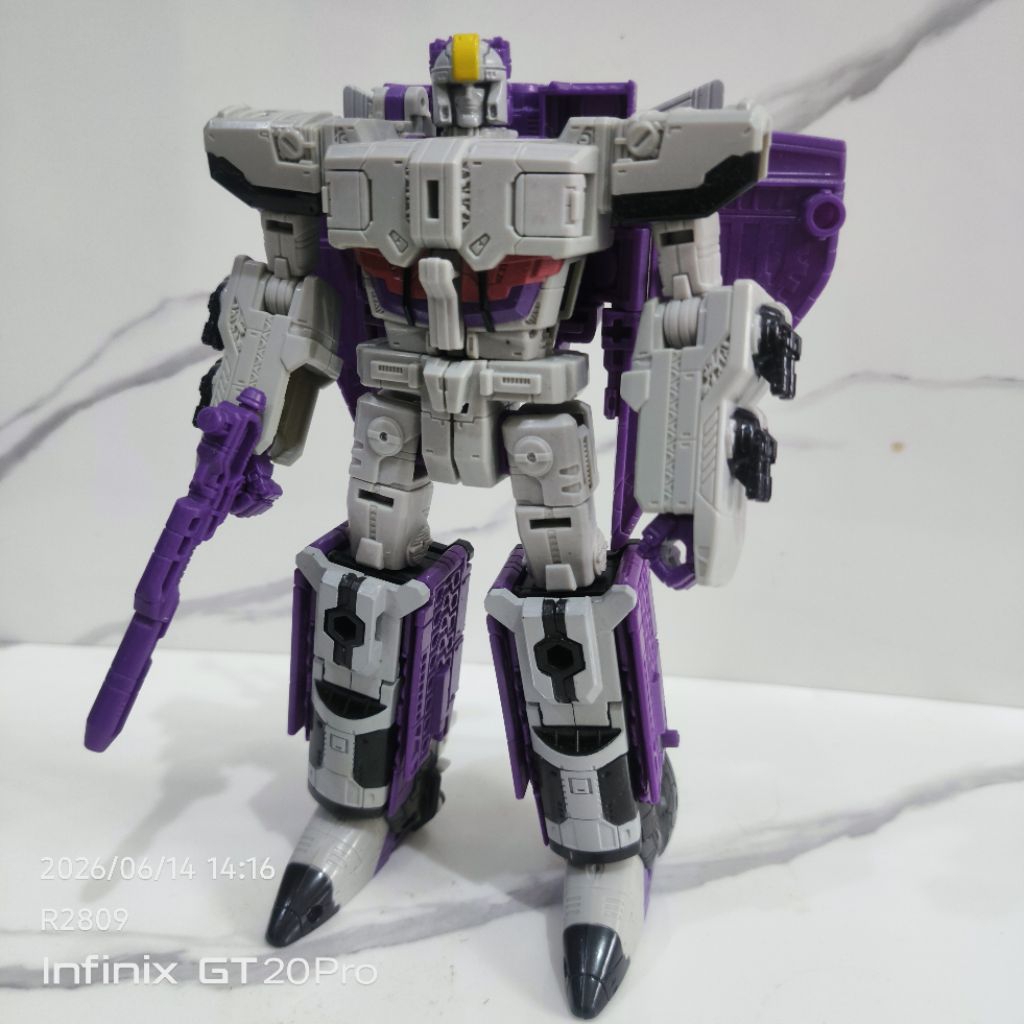 Transformers Titans Return Voyager Darkmoon & Astrotrain Hasbro