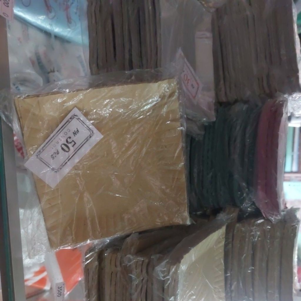 Lepek Kertas Snack / Piring Kue Kertas isi 50 Manila, pink, hijau