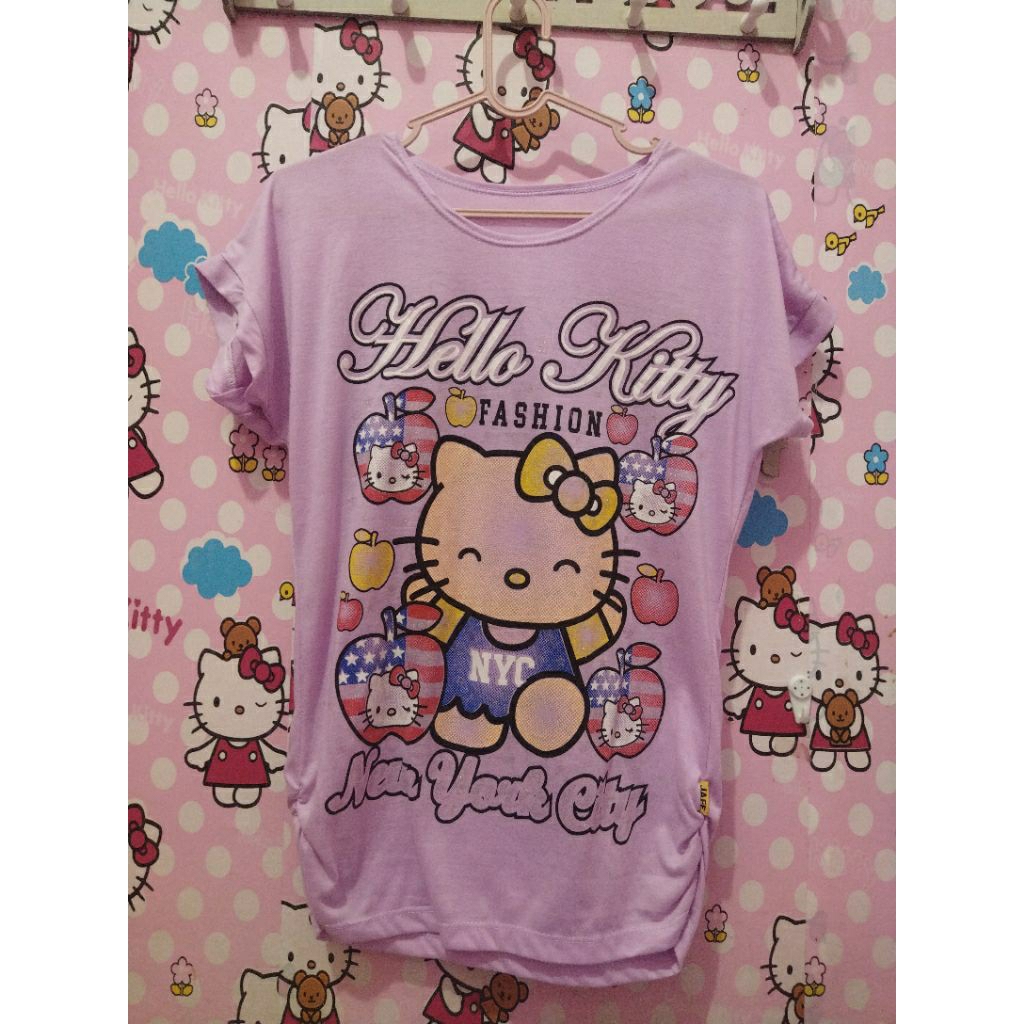preloved kaos hello kitty